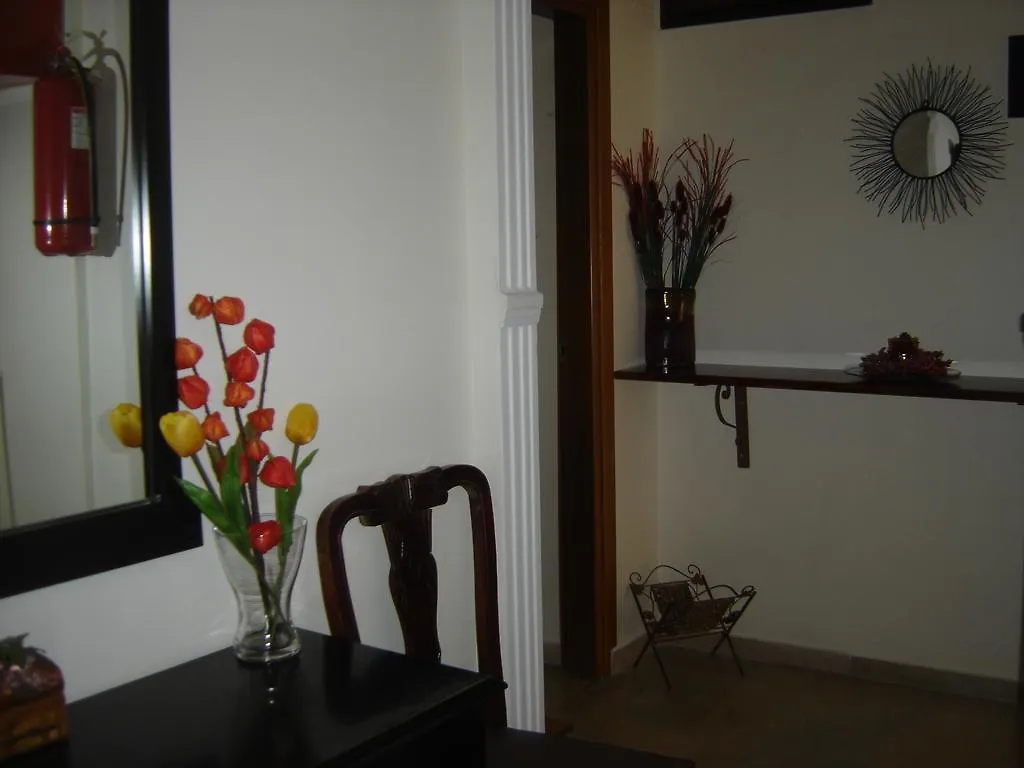 نيا موذانيا Rooms Thalia فندق مبيت وإفطار