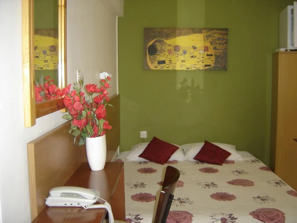 Rooms Thalia Nea Moudania 0*,  Grecia
