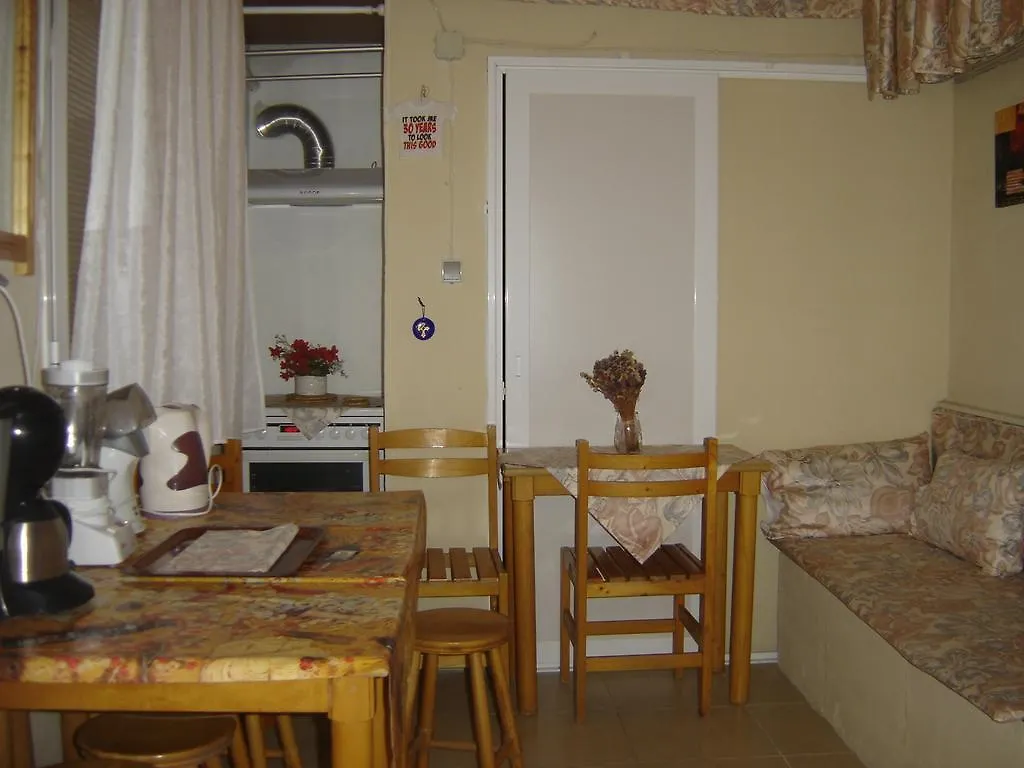 Rooms Thalia Nea Moudania 0*,